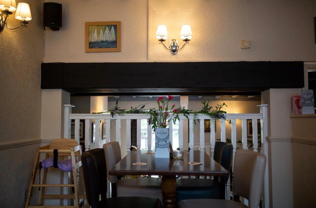 The Old Ship Inn Lowdham ภายนอก รูปภาพ